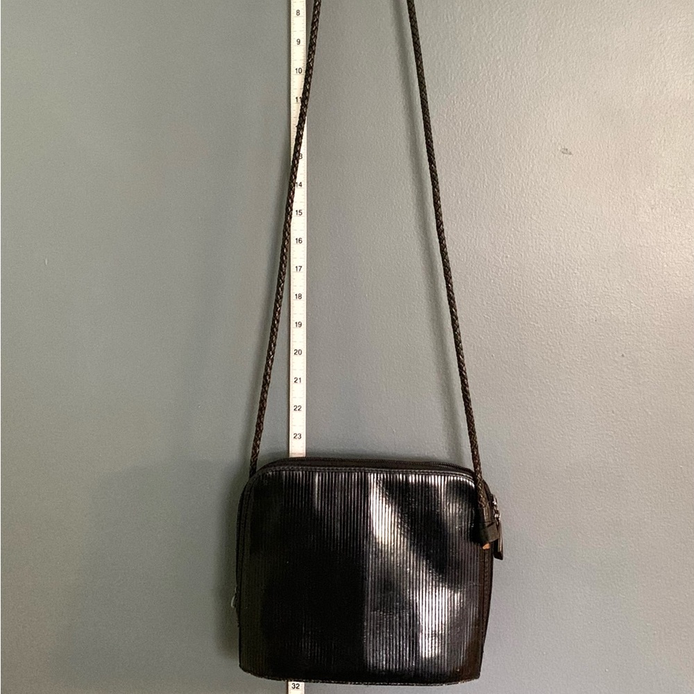 Blk Ridged Shoulder/Crossbody Purse